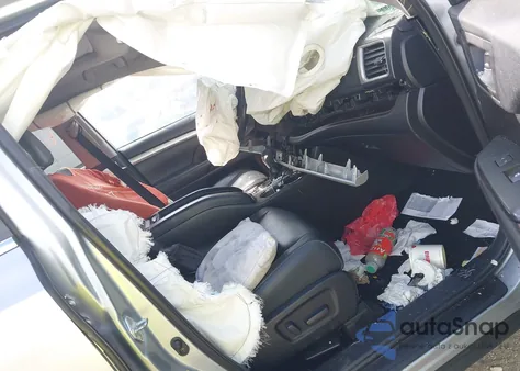 2018 Toyota Highlander Xle from USA, damaged, VIN 5TDKZRFH5JS541401